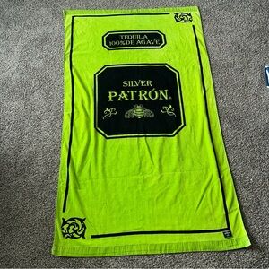 Patrón Green/black huge 40x70 Beach Towel